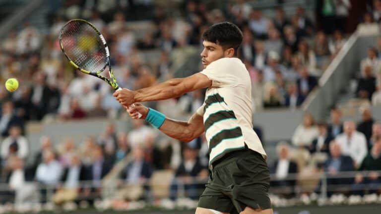 Muzeti predao meč u četvrtom setu, Alkaras u finalu Rolan Garosa
