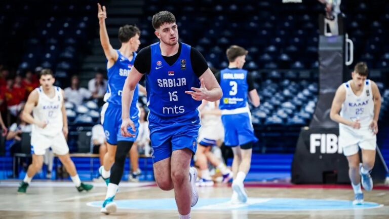 Bačko predvodio Srbiju do ubedljive pobede na startu EP