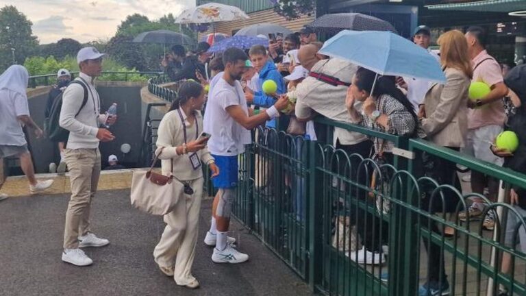 Đoković i De Minor igraju u 14,30