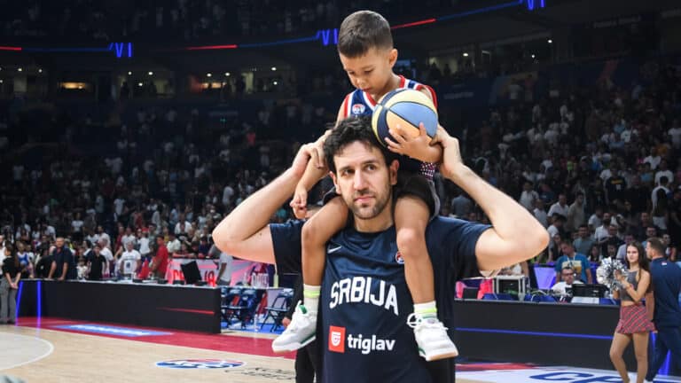 Pešić odlučio: Micić i Vukčević putuju u Rigu